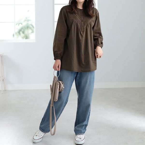 BELLUNA（ベルーナ）の「綿１００％Ｖ字レースデザインブラウス（ブラウス）」｜詳細画像