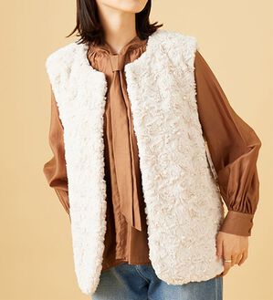 BELLUNA（ベルーナ）の「パール使いファーベスト（ベスト）」｜詳細画像