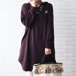 BELLUNA（ベルーナ）の「＜ＦＩＬＡ＞Ｖネックパーカーワンピース（カットソーワンピース）」｜ワイン
