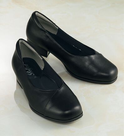BELLUNA（ベルーナ）の「選べるワイズ切替牛革パンプス（パンプス）」