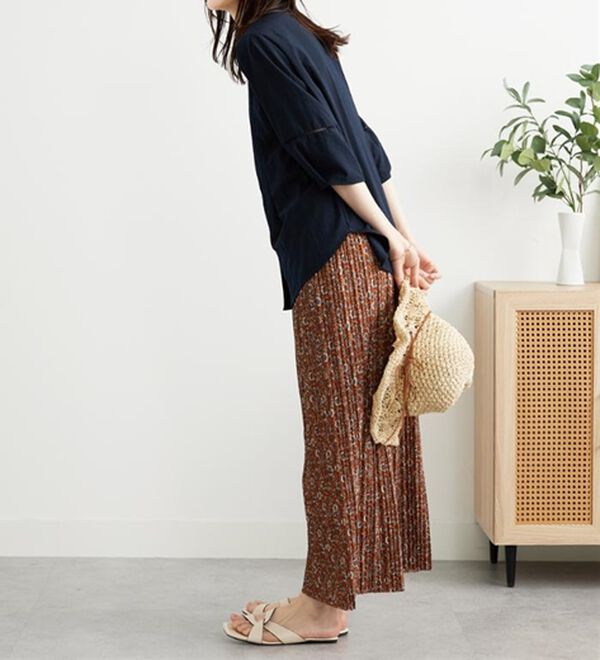 BELLUNA（ベルーナ）の「エアリービンテージ素材タック使いブラウス（ブラウス）」｜詳細画像