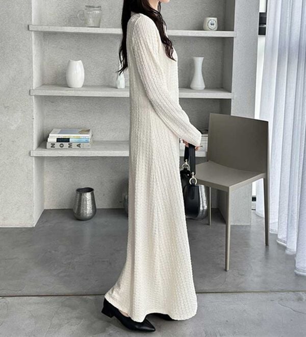 GeeRA（ジーラ）の「ポロ衿表面感素材マーメイドワンピース（カットソーワンピース）」｜詳細画像