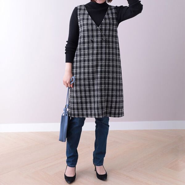 BELLUNA（ベルーナ）の「ツイード調ボタンデザインジャンパードレス（ジャンパースカート）」｜詳細画像