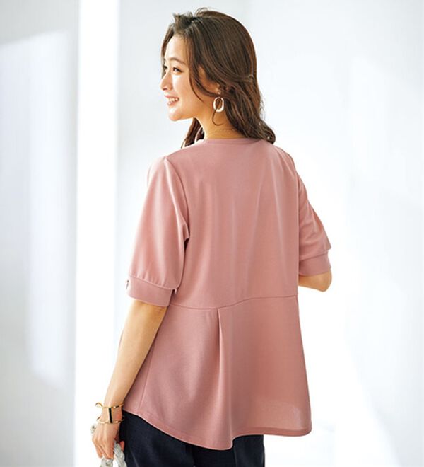 BELLUNA（ベルーナ）の「ジョーゼット素材タック使いＴブラウス（ブラウス）」｜詳細画像