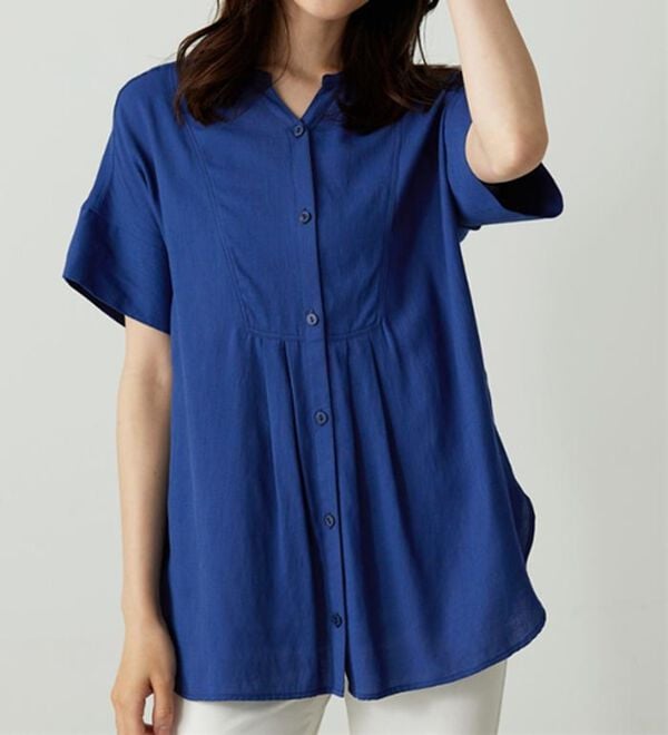 BELLUNA（ベルーナ）の「麻調素材タック使いシャツチュニック（ブラウス）」｜詳細画像