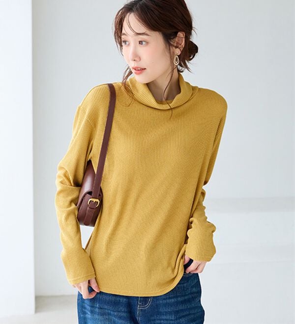 BELLUNA（ベルーナ）の「まるでニット！サラッと軽いリブハイネックプルオーバー（カットソー）」｜詳細画像