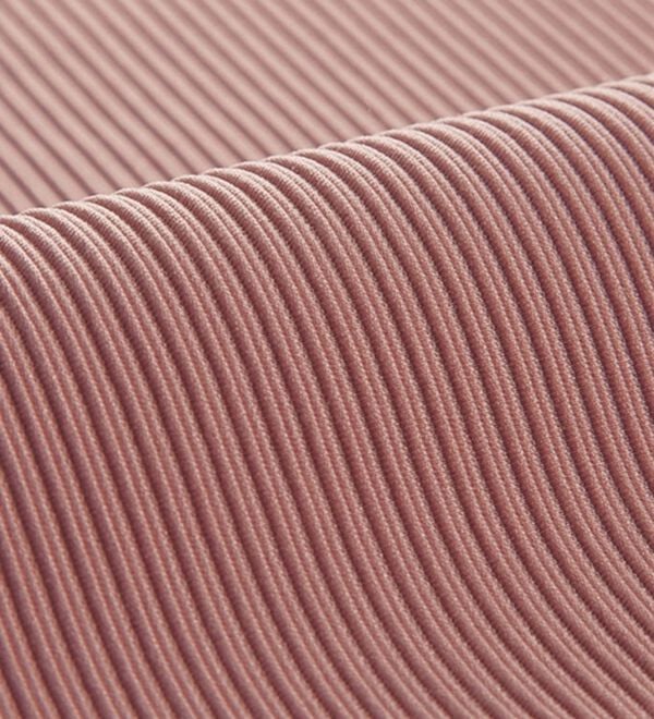 BELLUNA（ベルーナ）の「サイドボタンデザイン立体編地プルオーバー（カットソー）」｜詳細画像