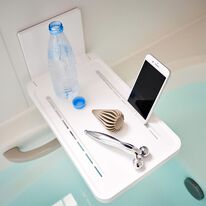 iellio（イエリオ）の「タワー　マグネットバスルーム折り畳み棚　＜ｔｏｗｅｒ　山崎実業＞（バス用品）」