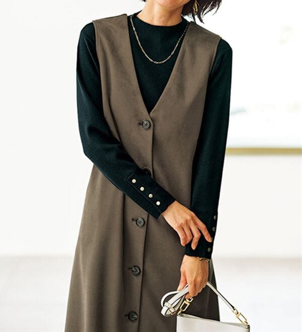 BELLUNA（ベルーナ）の「もちもち袖ボタンニットプルオーバー（ニット・セーター）」｜詳細画像