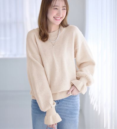 alotta（アロッタ）の「洗える！ふんわりタッチキャンディースリーブゆるニット（ニット・セーター）」