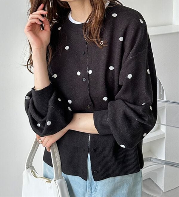 GeeRA（ジーラ）の「ドット柄カーディガン（ニットカーディガン）」｜詳細画像