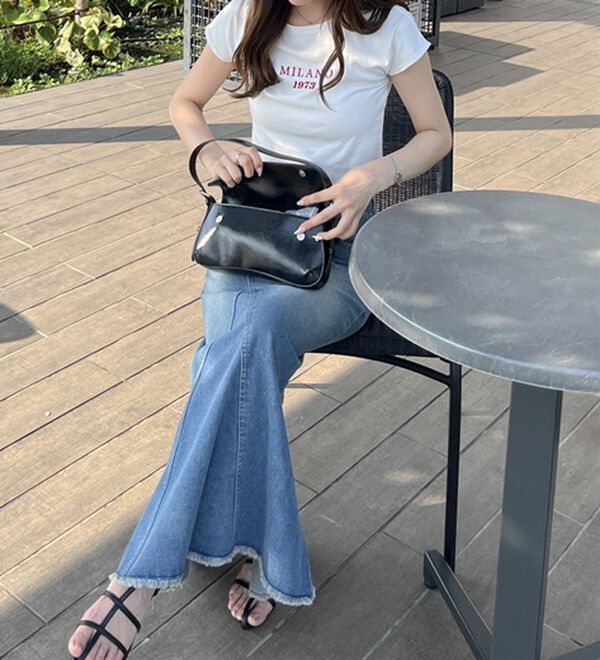 GeeRA（ジーラ）の「刺しゅうロゴコンパクトＴシャツ（カットソー）」｜詳細画像