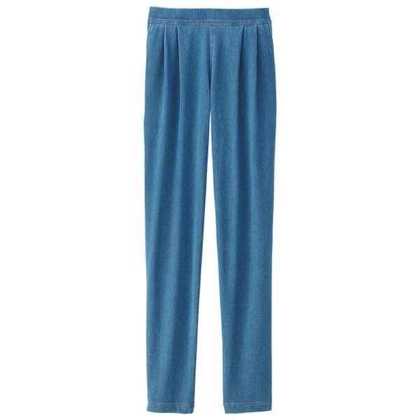 BELLUNA（ベルーナ）の「ゆったりタックニットデニムパンツ（フルレングスパンツ）」｜サックス