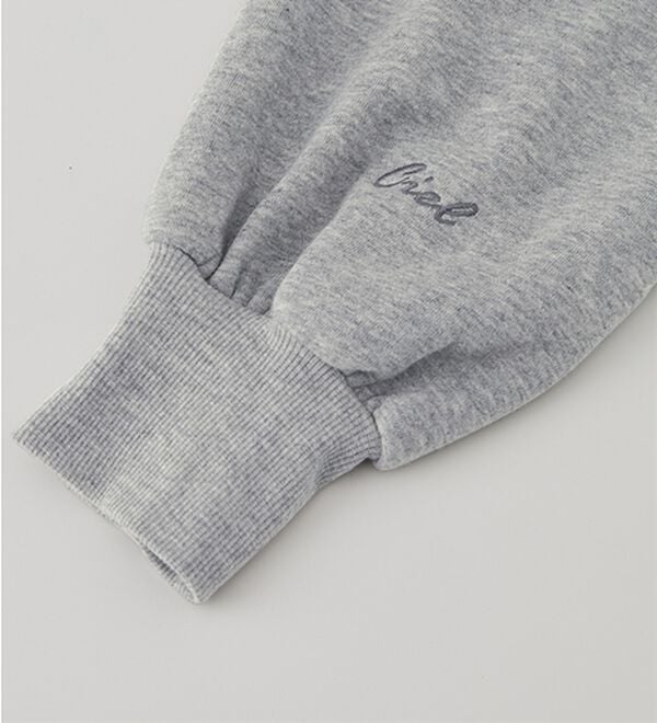 RANAN（ラナン）の「裏起毛Ｖネックロゴ刺しゅうスウェット（トレーナー・スウェット）」｜詳細画像