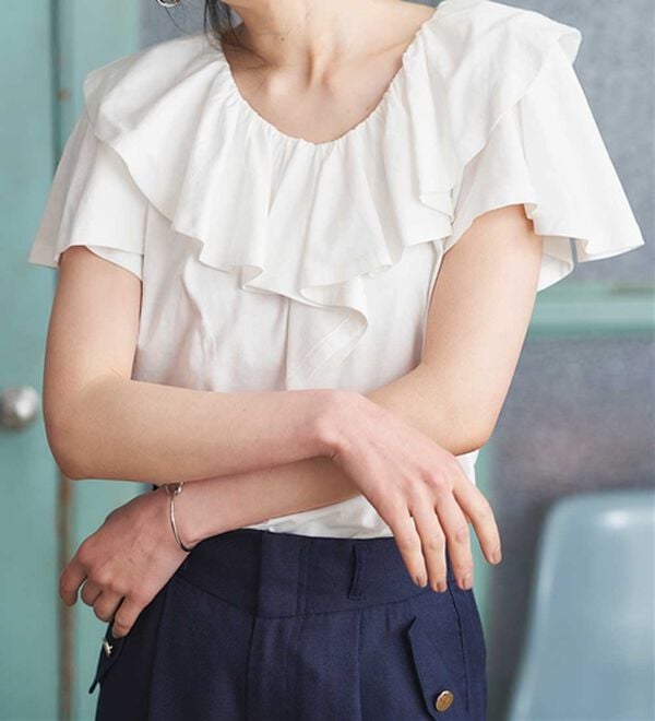 RANAN（ラナン）の「ひんやり！綿１００％フリル衿カットソープルオーバー（カットソー）」｜詳細画像