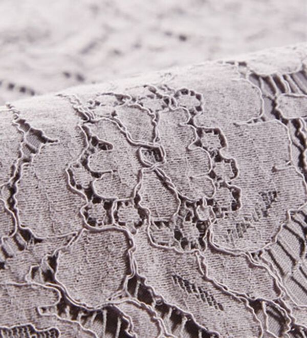 BELLUNA（ベルーナ）の「プリーツ&times;レース切替デザインチュニック（チュニック）」｜詳細画像