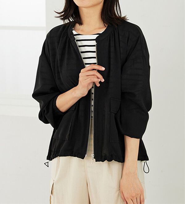 BELLUNA（ベルーナ）の「とろみ素材ポケットデザインブルゾン（ブルゾン）」｜詳細画像