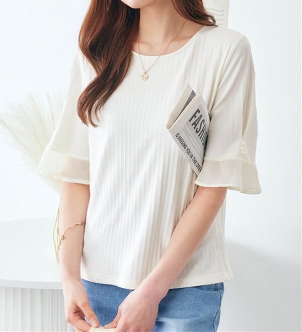 alotta（アロッタ）の「パール調ボタン付テレコリブトップス（カットソー）」｜詳細画像