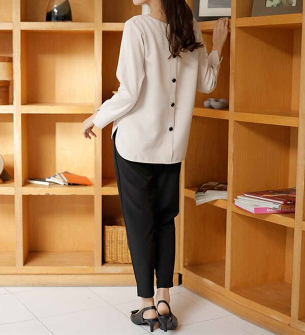 RANAN（ラナン）の「【選べるデザイン】楽してきれい見え！セットアップ（ブラウススーツ）」｜詳細画像