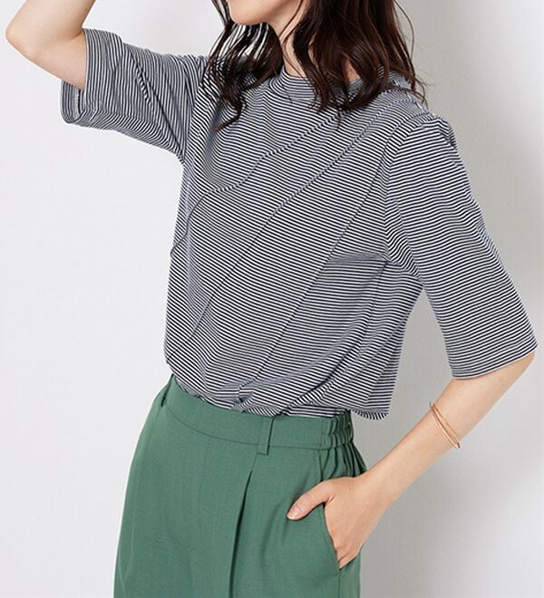 BELLUNA（ベルーナ）の「細ボーダータックデザインチュニック（チュニック）」｜ネイビー系