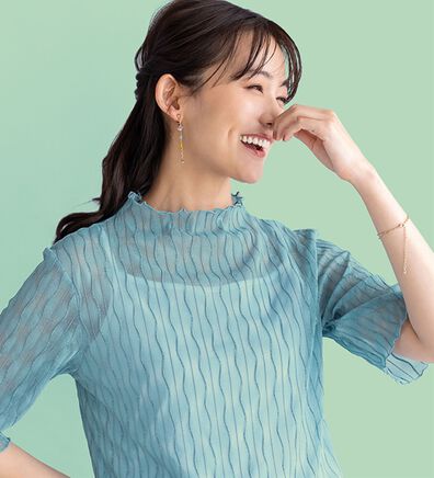 BELLUNA（ベルーナ）の「【５分袖】波柄立体ジャカードシアーインナー（カットソー）」