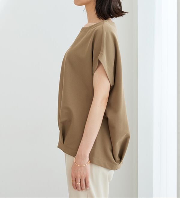 BELLUNA（ベルーナ）の「ミニワッフル素材裾タックプルオーバー（カットソー）」｜詳細画像