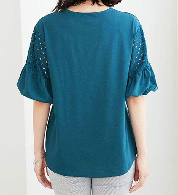 BELLUNA（ベルーナ）の「ボリューム袖レース切替プルオーバー（カットソー）」｜詳細画像