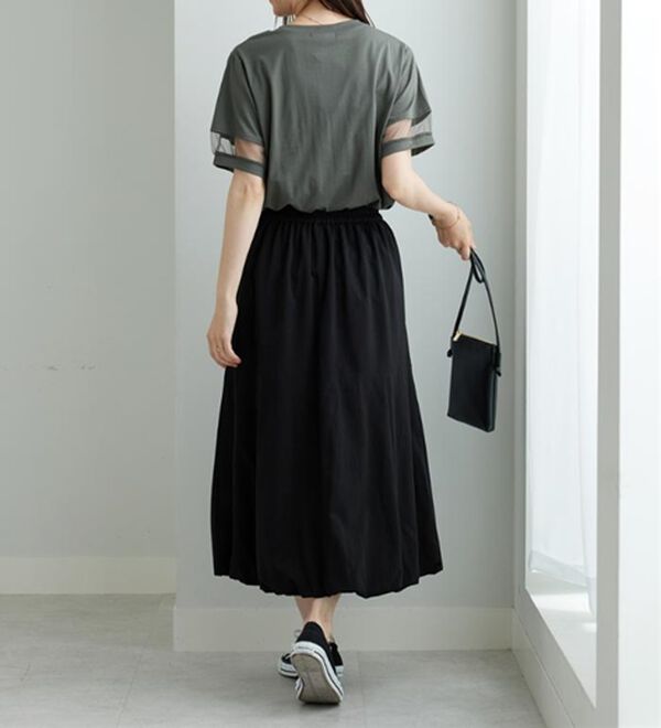 BELLUNA（ベルーナ）の「しぼ感素材バルーンスカート（ロングスカート）」｜詳細画像