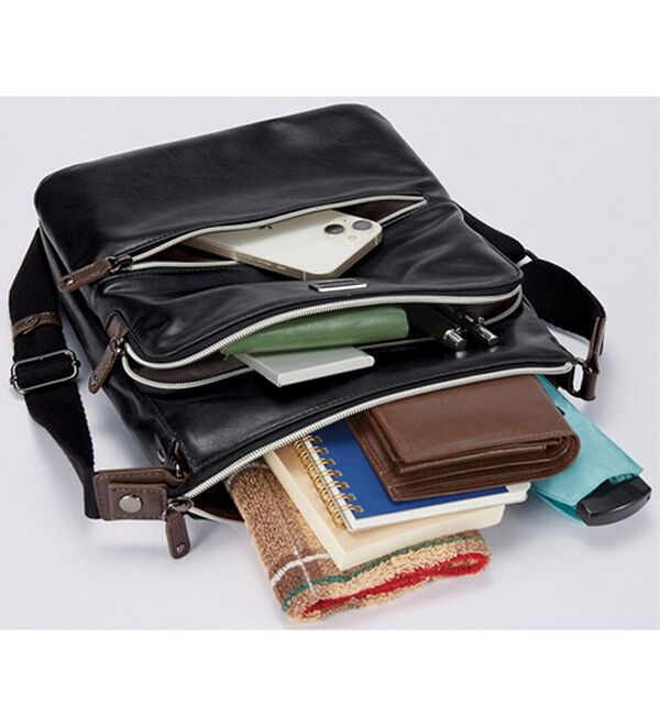 「＜ゴールデンベア＞卓越した手ざわり人工皮革のショルダー（メンズショルダーバッグ）」｜詳細画像