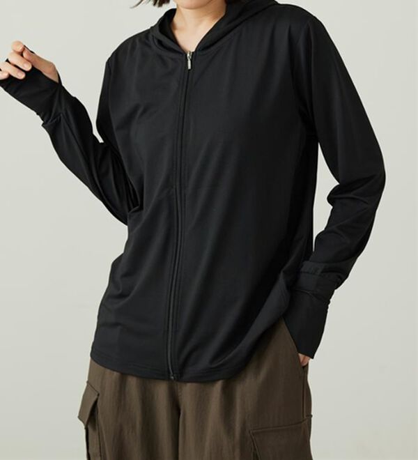 BELLUNA（ベルーナ）の「【接触冷感/UV対策/軽量】ヒンヤリ＆UV対策軽量パーカー（パーカー）」｜詳細画像