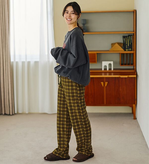 LAVIENNE（ラヴィエンヌ）の「肌側綿１００％あったかフリースボトム（その他パンツ）」｜詳細画像