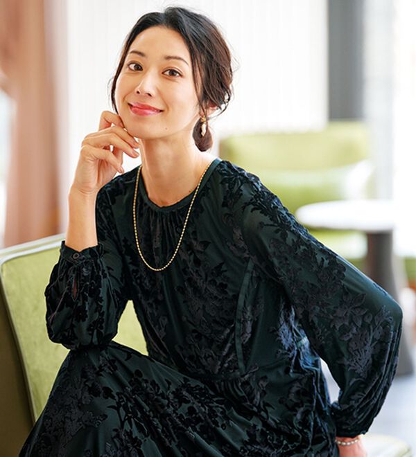 BELLUNA（ベルーナ）の「艶めきベロア素材バックリボンワンピース（その他ワンピース）」｜詳細画像