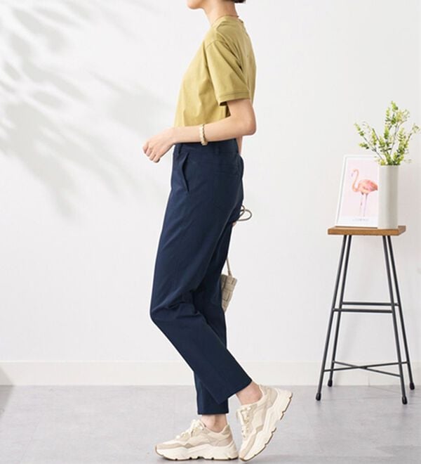 BELLUNA（ベルーナ）の「ひんやり！キシリトールプリント美脚テーパードパンツ（テーパードパンツ）」｜詳細画像