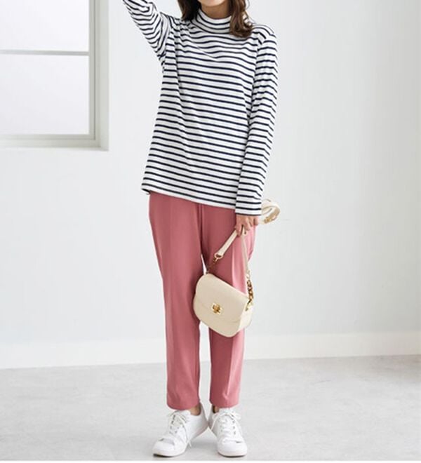 BELLUNA（ベルーナ）の「吸湿発熱ハイネックプルオーバー（カットソー）」｜詳細画像