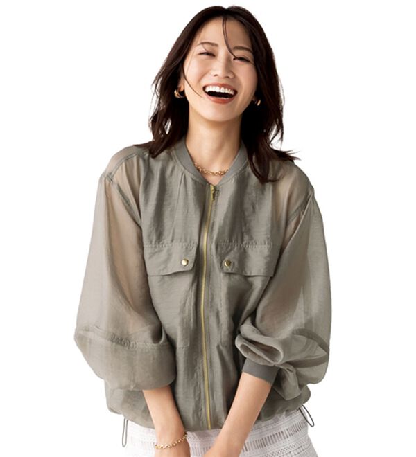 BELLUNA（ベルーナ）の「ゴールドジップシアーブルゾン（パーカー）」｜グレージュ