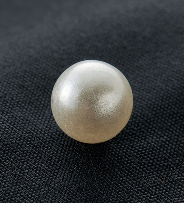 RANAN（ラナン）の「ひんやり！パール調ビーズ使いボリューム袖プルオーバー（カットソー）」｜詳細画像