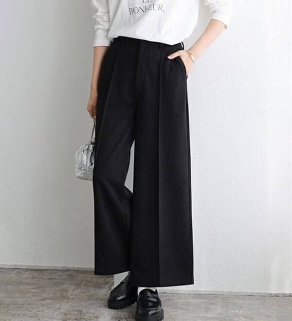 Pierrot（ピエロ）の「カット起毛ピンタックワイドパンツ（ワイドパンツ・ガウチョ）」｜ブラック