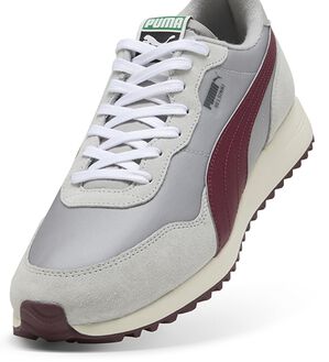 「 ＜ｐｕｍａ＞ヘルシンキ　スパイクレスゴルフシューズ（メンズウォーキングシューズ）」｜グレー／アイボリー