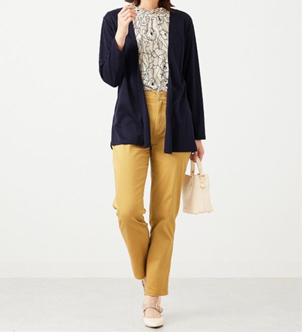 BELLUNA（ベルーナ）の「【2点セット】花柄プルオーバー＆カーデアンサンブル（アンサンブル）」｜詳細画像