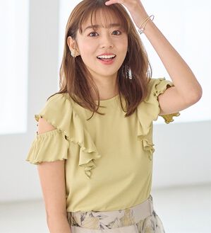 alotta（アロッタ）の「オープンショルダーテレコリブトップス（カットソー）」｜詳細画像