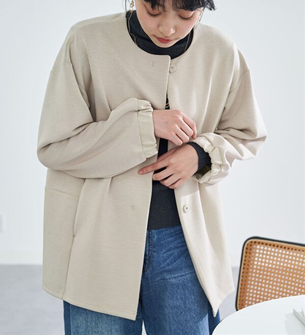 BELLUNA（ベルーナ）の「＜ａｉｒｙ　ｊｅｒｓｅｙ＞配色コクーンジャケット（ノーカラージャケット）」｜詳細画像