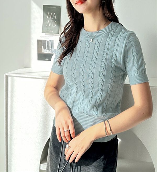 GeeRA（ジーラ）の「ケーブル編みニットトップス（ニット・セーター）」｜詳細画像