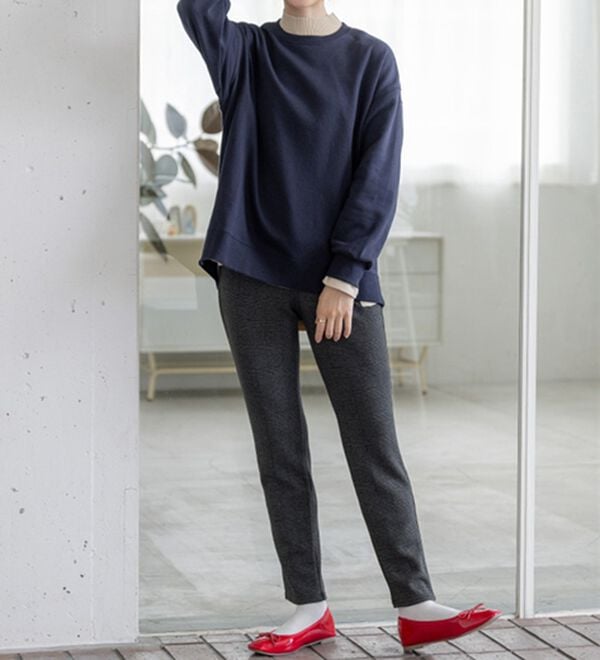 BELLUNA（ベルーナ）の「【あったか仕様♪】すっきり見え！裏ファーパンツ（フルレングスパンツ）」｜詳細画像