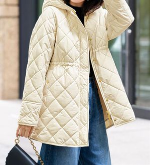 BELLUNA（ベルーナ）の「中わたキルト２ＷＡＹロングコート（ロングコート）」｜アイボリー