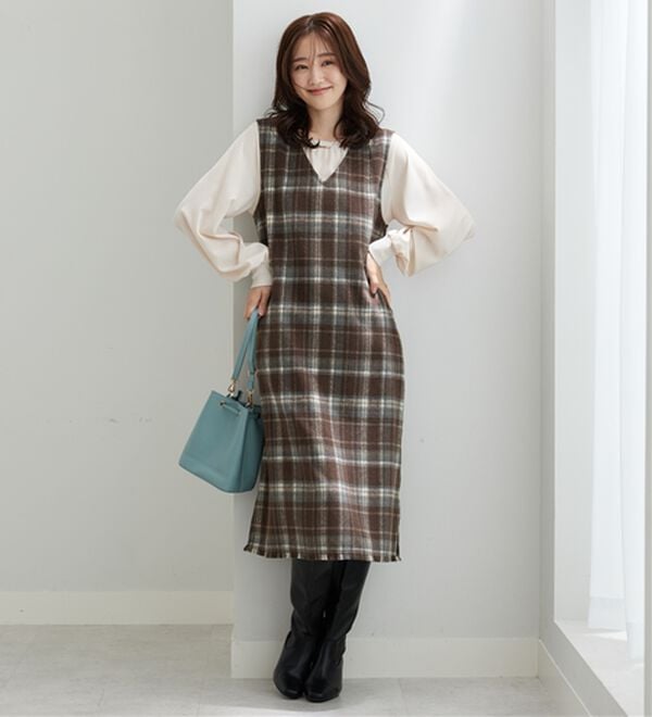 BELLUNA（ベルーナ）の「ポケット付！ふんわり起毛素材ジャンパースカート（ジャンパースカート）」｜詳細画像