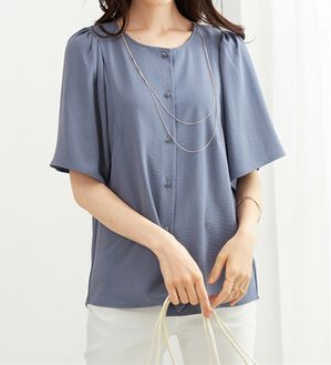 BELLUNA（ベルーナ）の「お手入れ楽々！ビンテージ素材ブラウス（ブラウス）」｜ブルーグレー