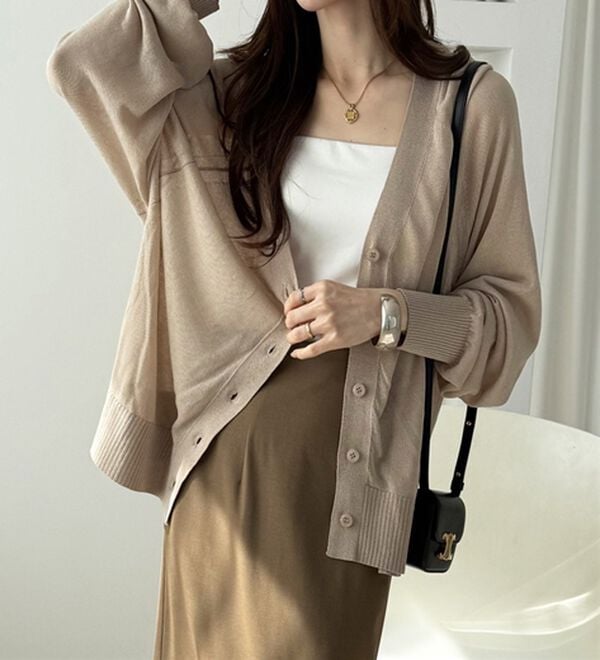 GeeRA（ジーラ）の「接触冷感！Ｖネックカーディガン（ニットカーディガン）」｜詳細画像