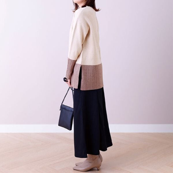 BELLUNA（ベルーナ）の「袖＆裾配色ニットプルオーバー（ニット・セーター）」｜詳細画像