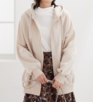 BELLUNA（ベルーナ）の「裏起毛素材ビッグシルエットジップパーカー（パーカー）」｜アイボリー