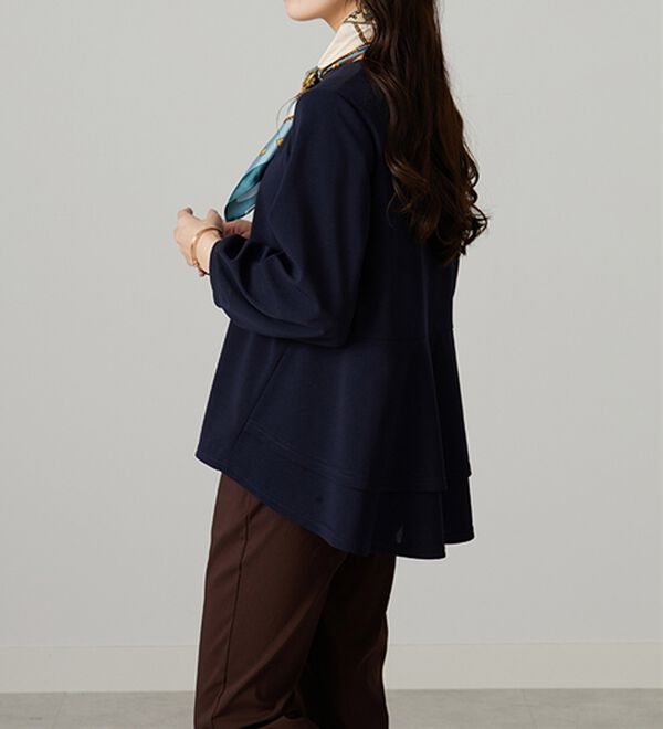 BELLUNA（ベルーナ）の「【再入荷】ボリューム袖美人顔バックフレアーＴブラウス（ブラウス）」｜詳細画像